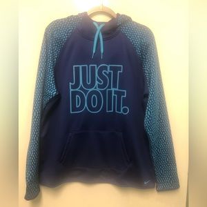 Women’s Therma-Fit Nike hoodie XL